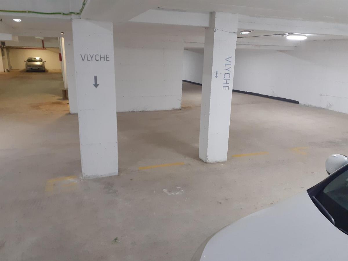 Vlyche Apartment Free Parking Ni المظهر الخارجي الصورة